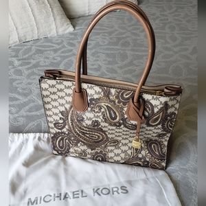 Authentic Michael Kors Tote🤎
